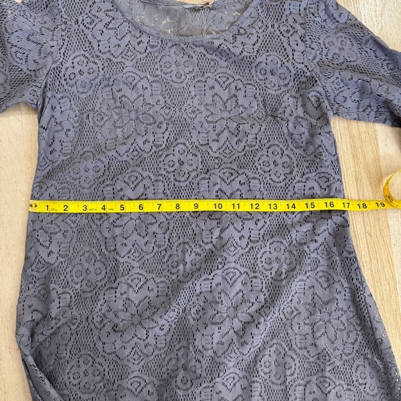 Matta NY gray lace 3/4 sleeves tunic - Picture 9 of 10